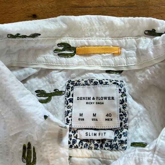 Seersucker short sleeve button down with cactus print - Picture 3 of 4